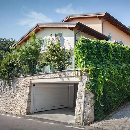 Διαμέρισμα Casa Nadia - 3 Minuti Dall'ospedale