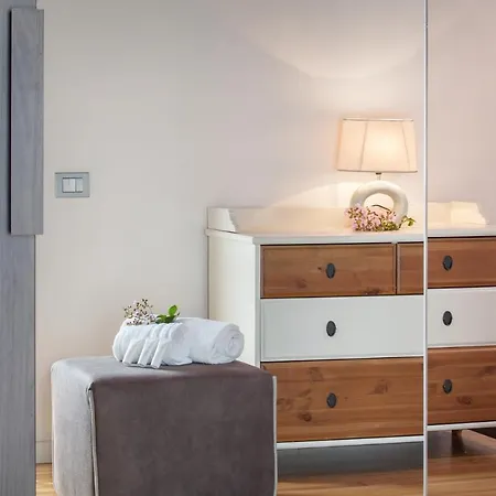 Appartamento Casa Nadia - 3 Minuti Dall'ospedale