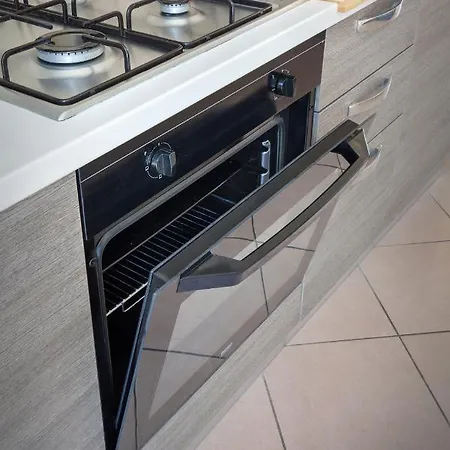 Appartamento Casa Nadia - 3 Minuti Dall'ospedale *